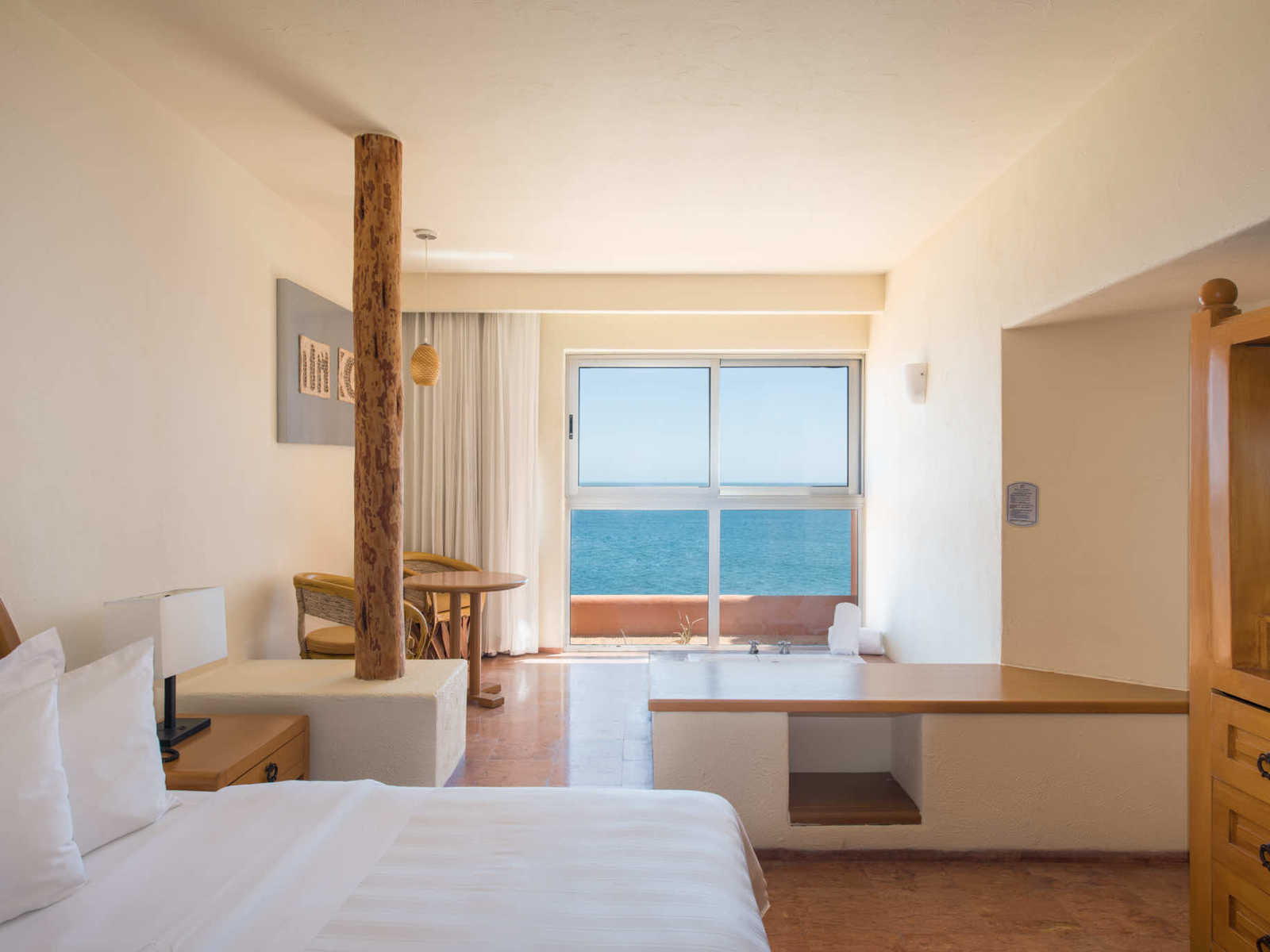 CRLC Clubsuite 1