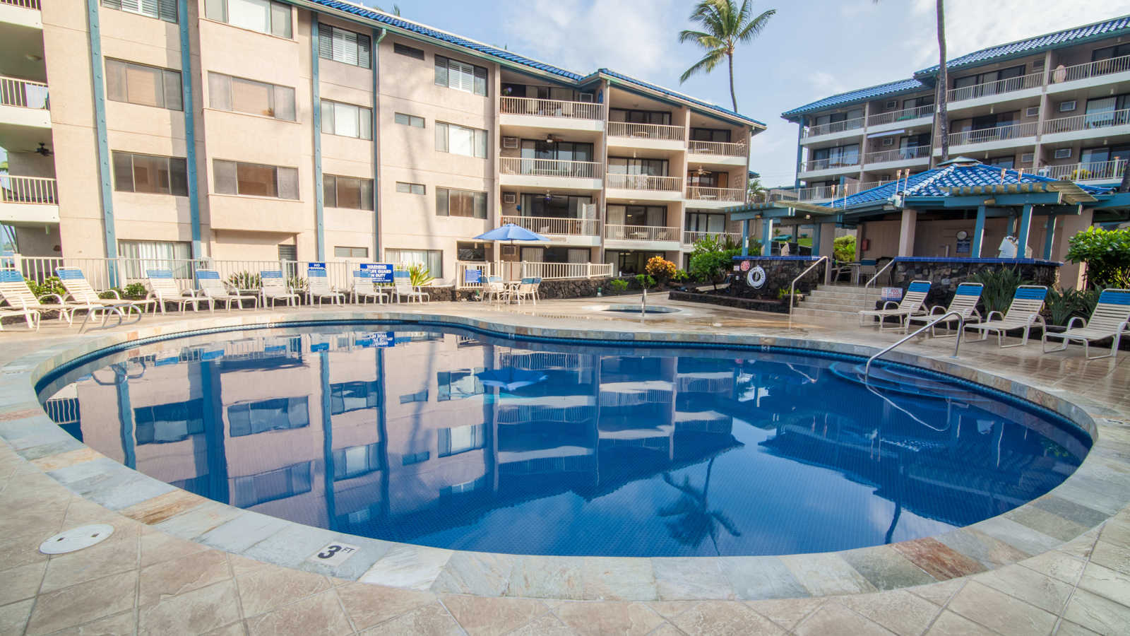 Kona Pool 3