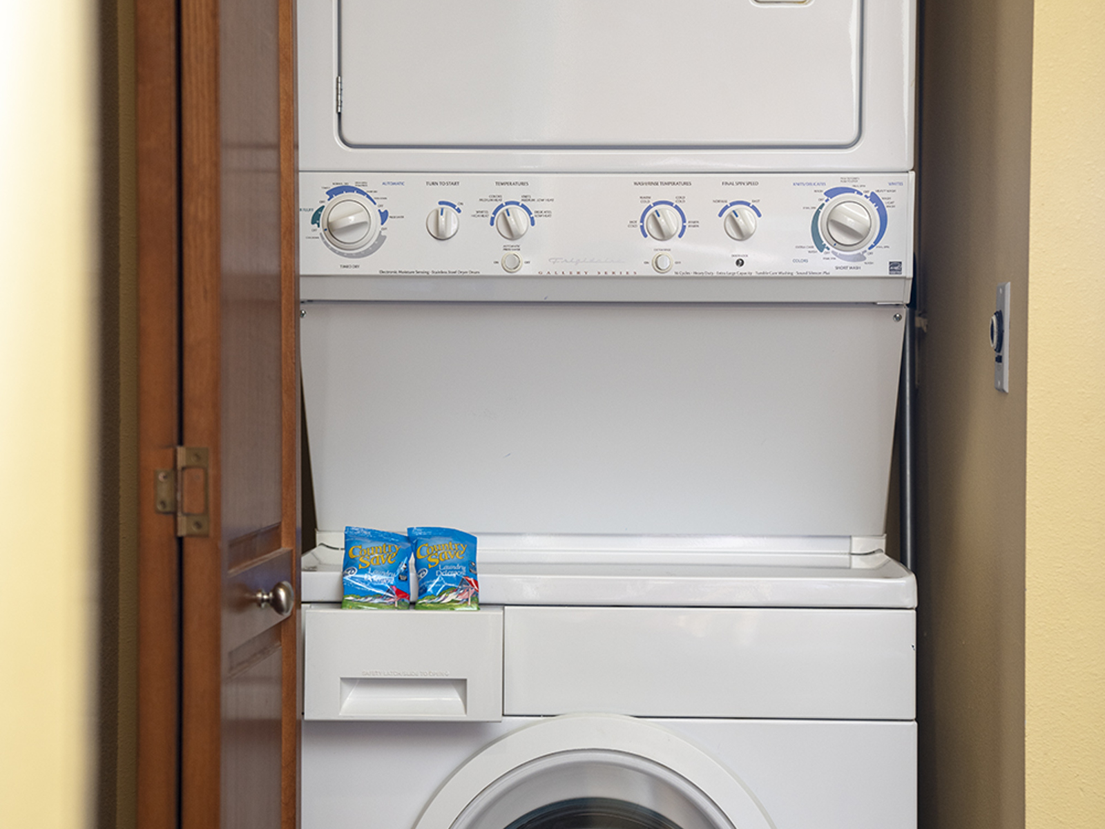 Sandcastle Laundry 1