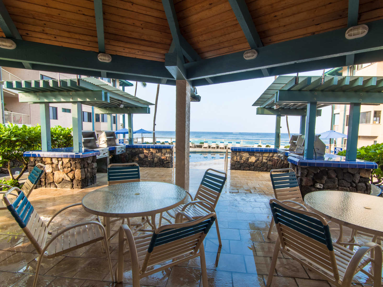Kona Pool 4