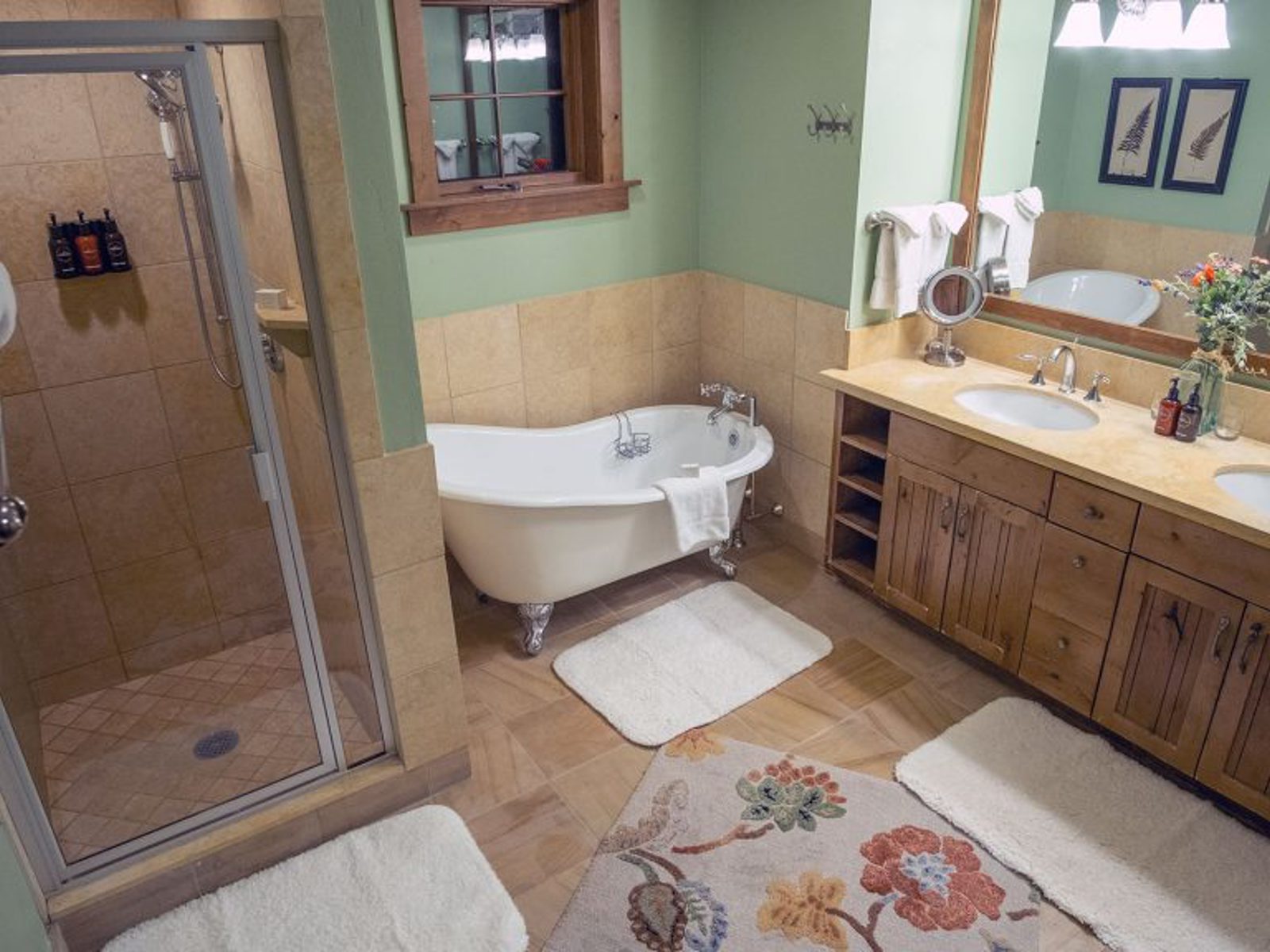 Teton Bath 2