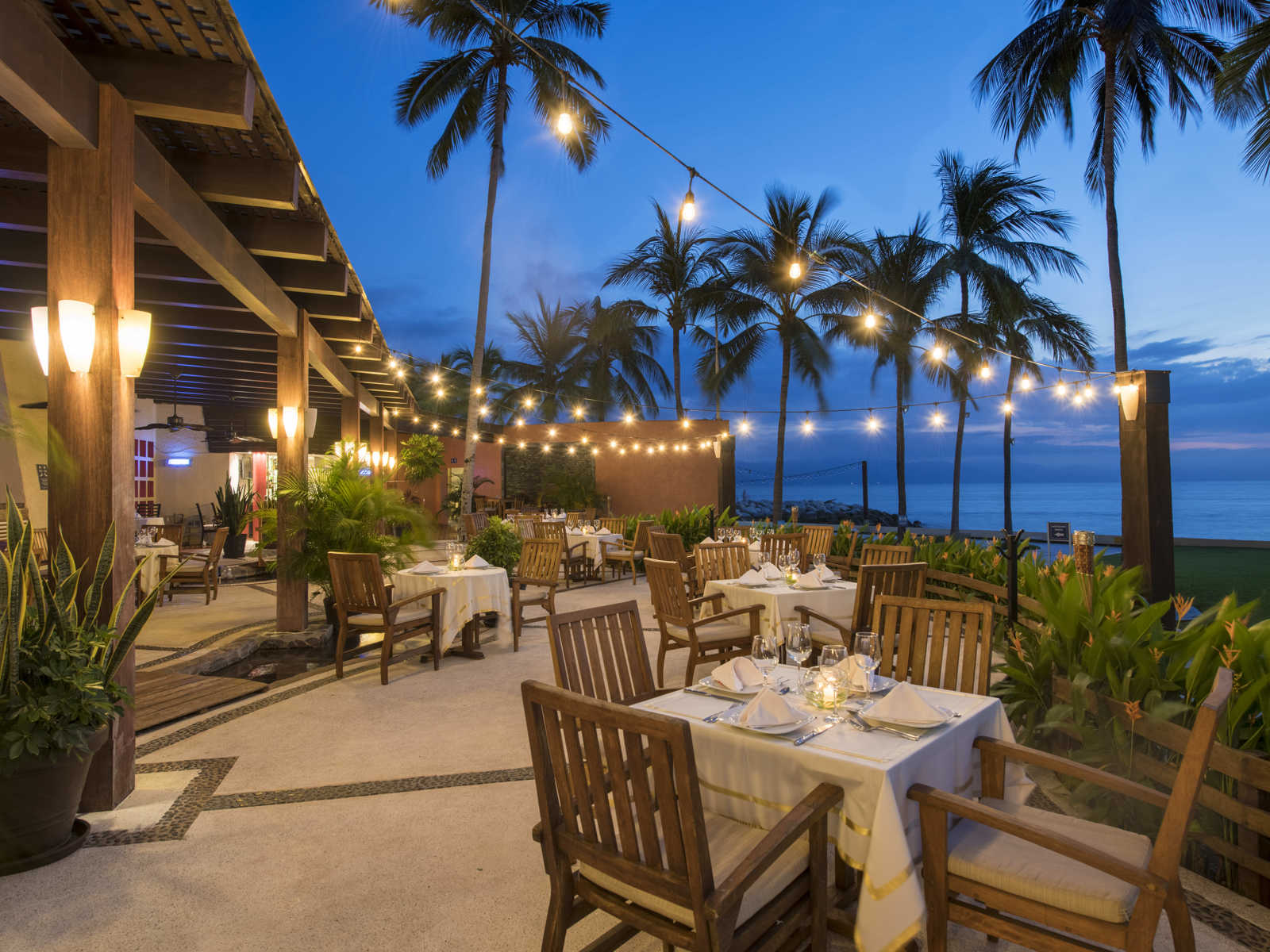 CRPV Dining 1