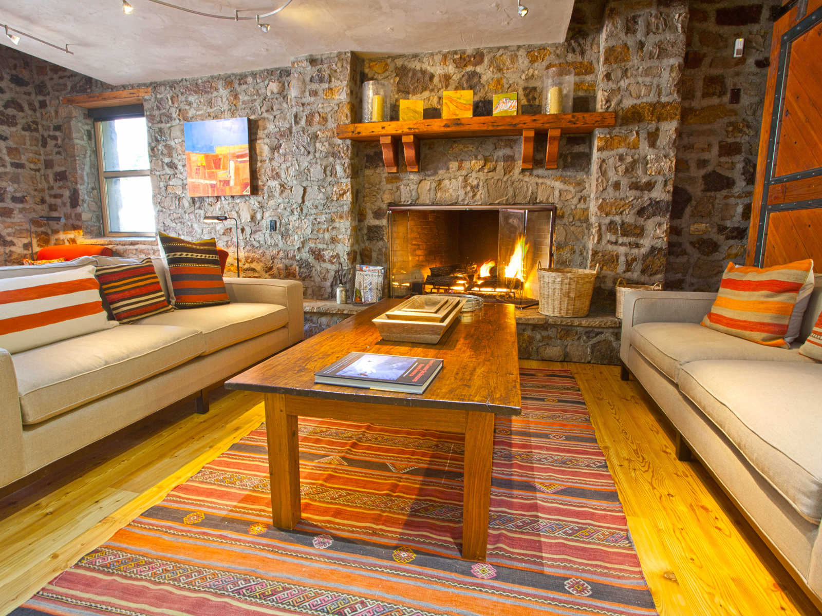 Riverclub Clubroom 1