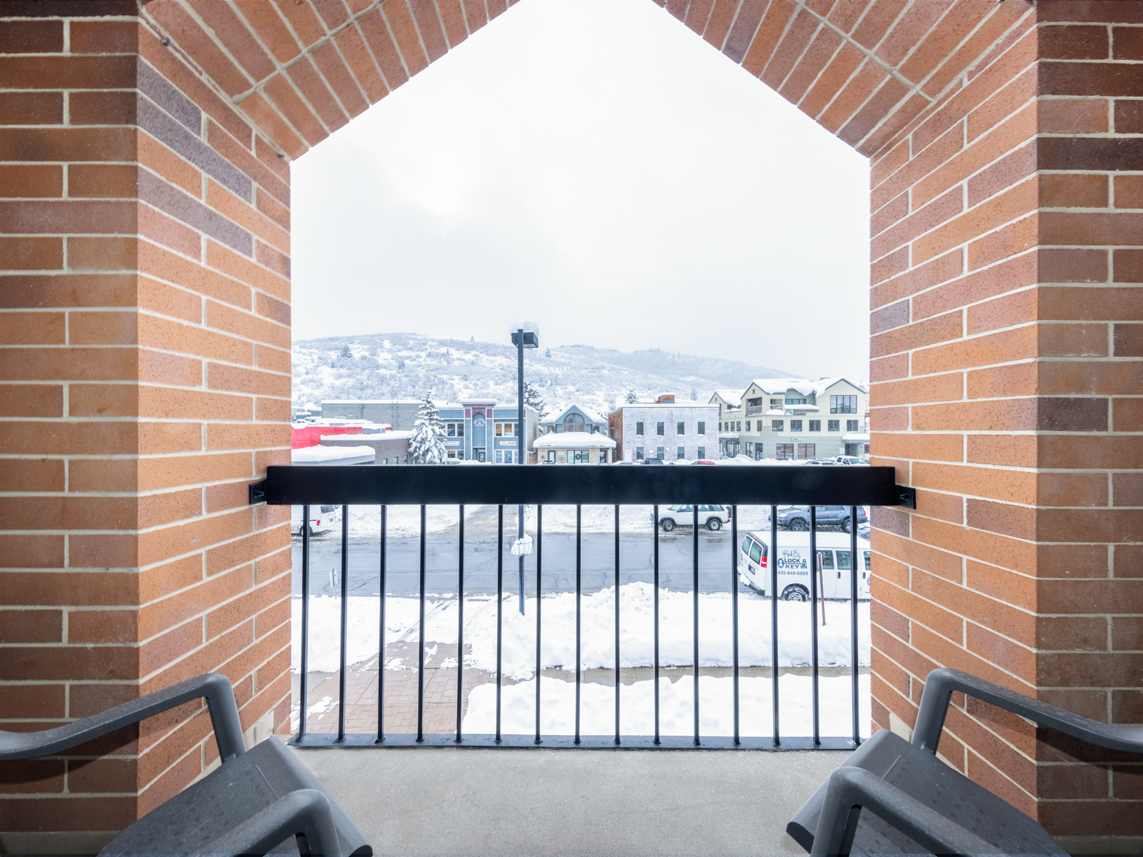 Parkplaza Balcony 2