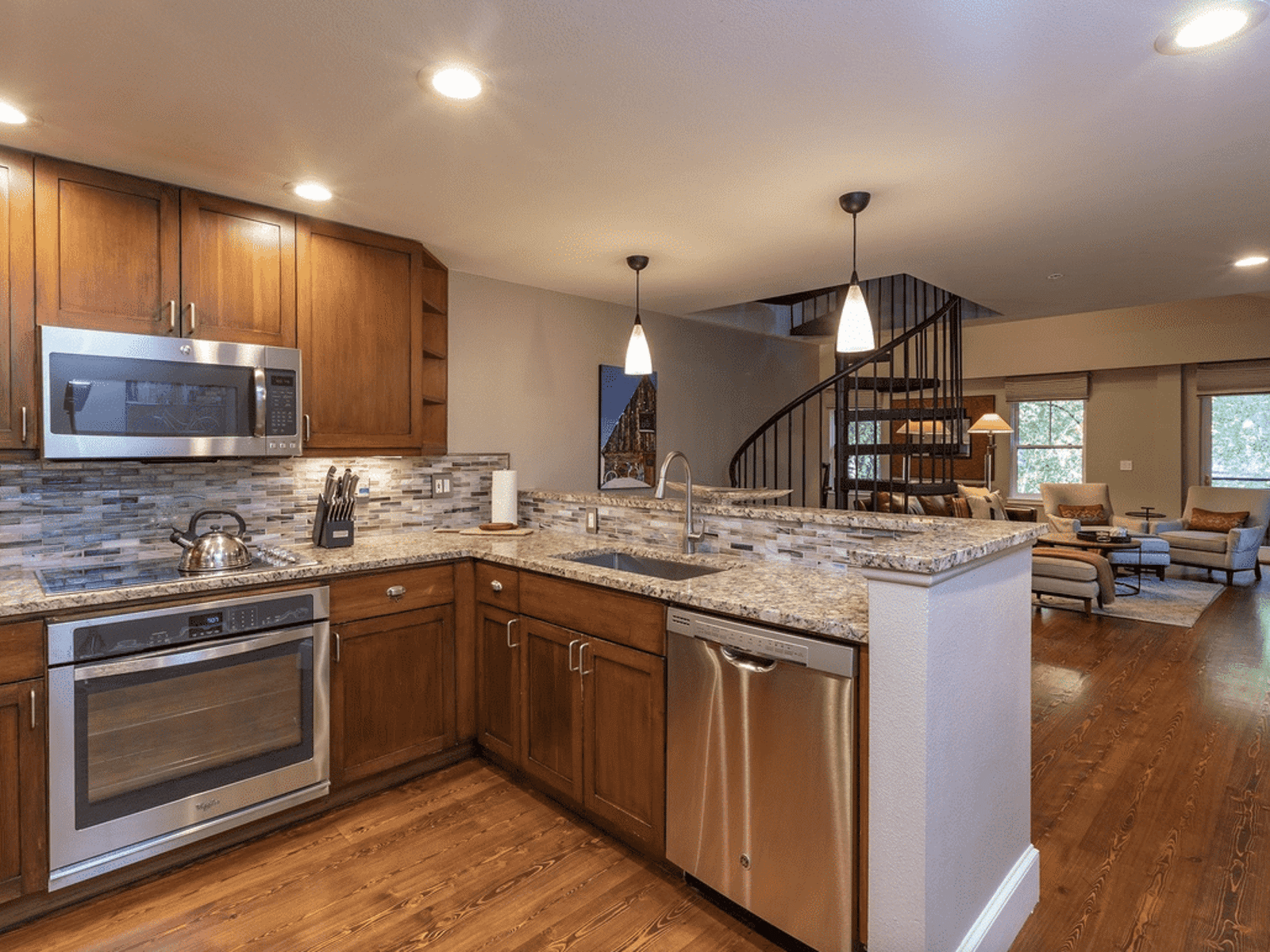 Riverclub Unit 306 3B 5